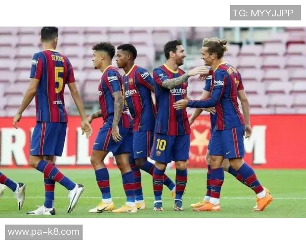 特狮重返巴萨训练展现坚定意愿仍希望继续留队为球队贡献力量