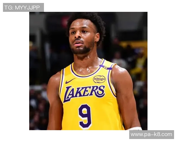 夸梅：布朗尼若想首发需提升接球投篮能力不能只依赖老爸的三分训练